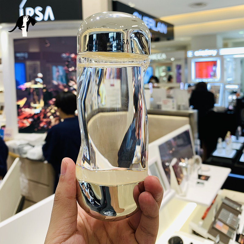 Spot Japanese counters new version of ipsa flowing gold water Yinfusha years coagulation moisturizing skin lotion moisturizing toner 200ml