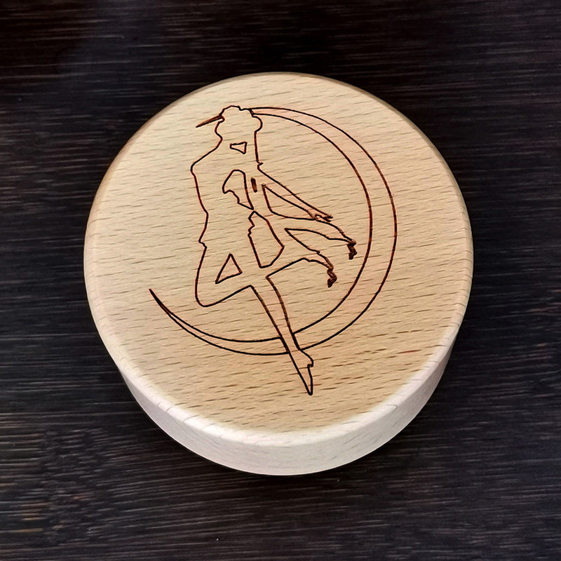 Luowu Gift Sailor Moon Wooden Music Box Clockwork Music Box Ice Moon Hare Legend of Moonlight