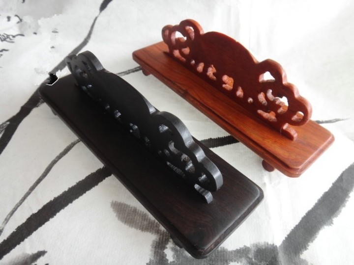 Upscale fan frame rosewood fan frame Uwood fan rack red sandalwood fan frame can put 7-12 inch fan small and delicate