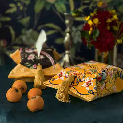 New Chinese tissue box living room dining room household European classical car plush paper towel set light luxury creative extraction paper towel
