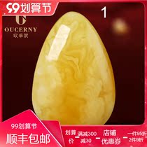Oucini with the shape of white flower beeswax pendant womens natural chicken oil yellow water droplets white honey amber pendant