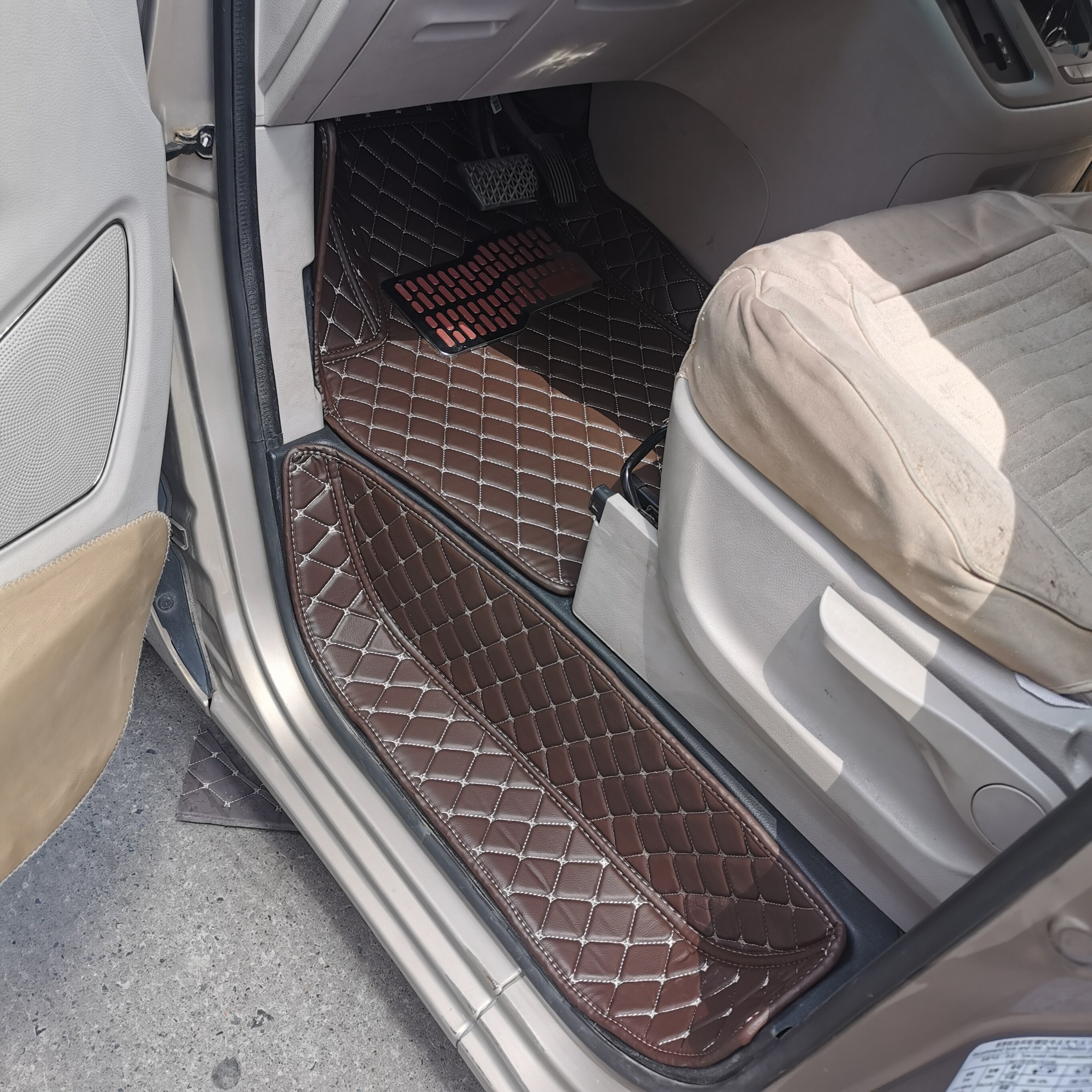 SAIC Chase G10 special car floor mat 7 seats 9 seats 10 seats G50 Daquan surround floor mat V80 floor mat G20 mat