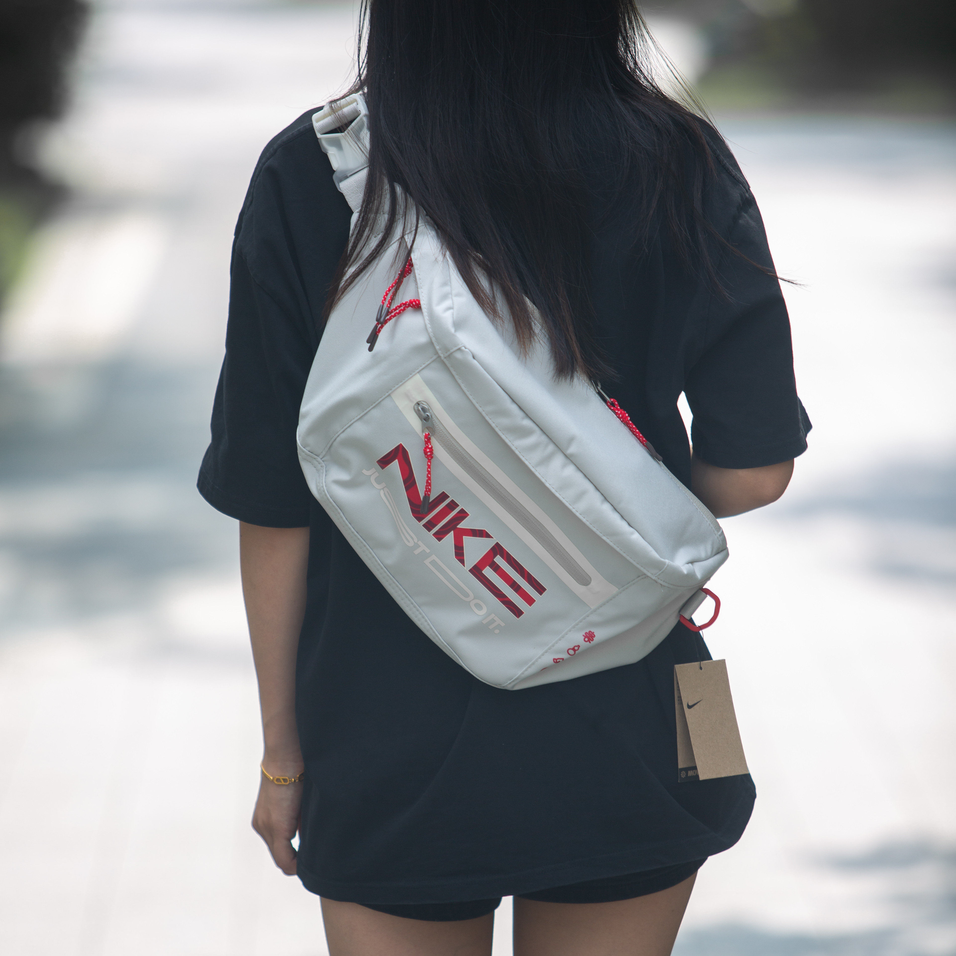 Lucky Leaf丨NIKE Nike shoulder bag men's bag women's bag summer new messenger bag sports waist bag casual bag