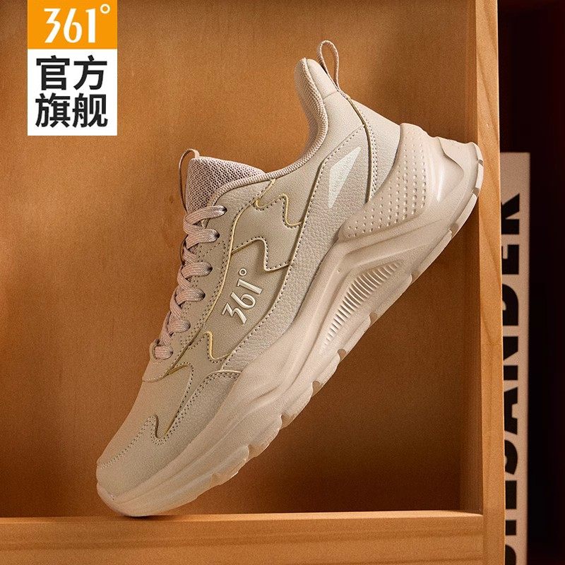 361女鞋运动鞋女款2025春秋新款皮面防水跑步鞋休闲鞋轻便老爹鞋