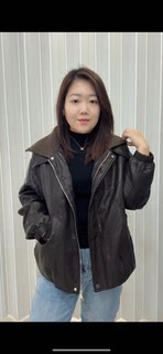 Fat mm plus size women's 2025 winter new style plus velvet liner to keep warm washed leather knitted collar leather jacket