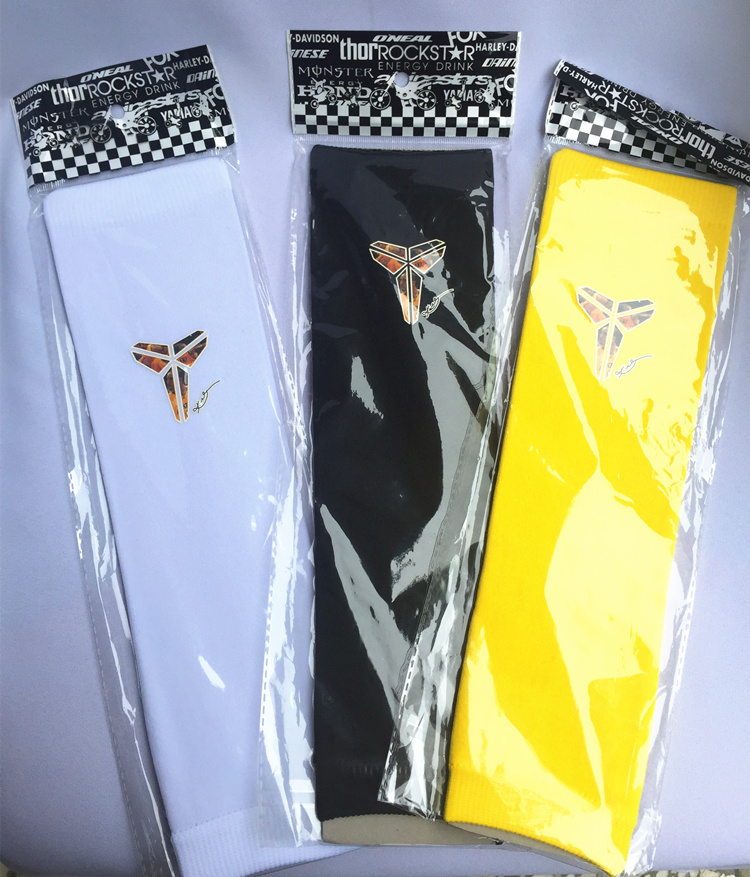 Kobe logo cánh tay bông cánh tay bóng rổ bảo vệ cánh tay thể thao bảo vệ thiết bị cung cấp dài khuỷu tay tay người hâm mộ lưu niệm - Dụng cụ thể thao bó gối thể thao