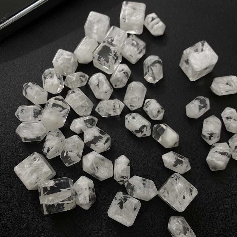 Natural White Snowflake Ghost Sugar Crystals with Double-Pointed Shapes, Beautiful Snow-Like Appearance, Great Price! if You Like It, You Can Purchase It Directly!
