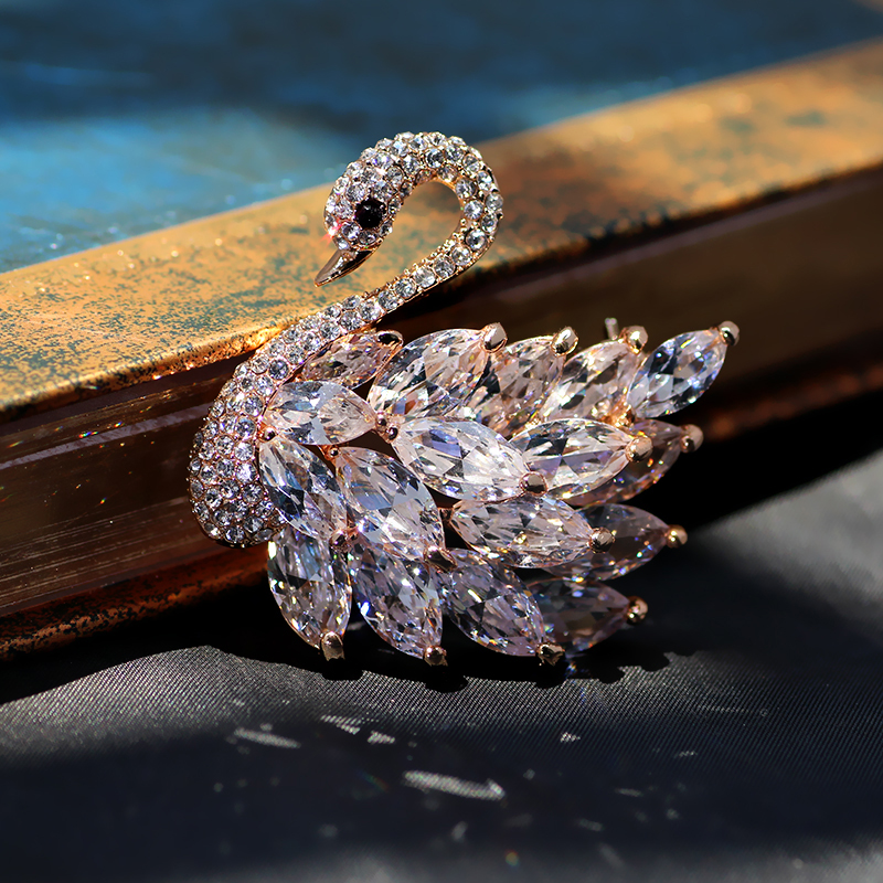 Phụ kiện thời trang mới pha lê zircon thiên nga trâm nữ cao cấp áo trâm cài pin phụ kiện quà tặng Hàn Quốc - Trâm cài trâm cài áo