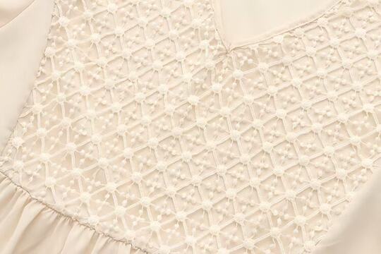 清仓特价女装夏季时尚淑女减龄显瘦雪纺蕾丝拼接V领喇叭袖娃娃衫