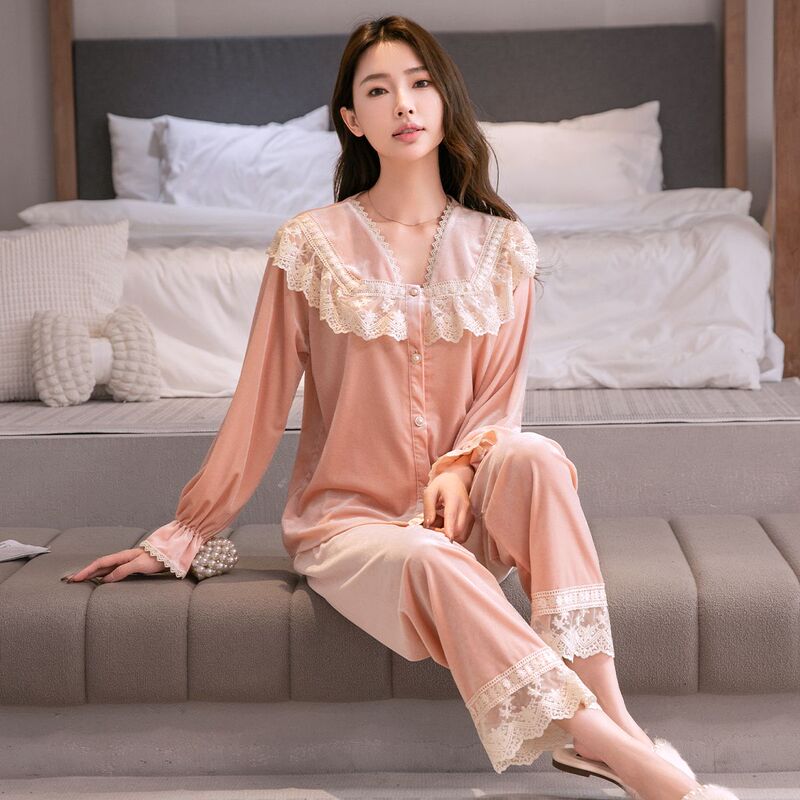 Women's Pajamas, Gold Velvet, 2026 New Autumn and Winter Long-Sleeved Long Pants, Sweet and Fairy-Like Set, Coral Velvet Loungewear