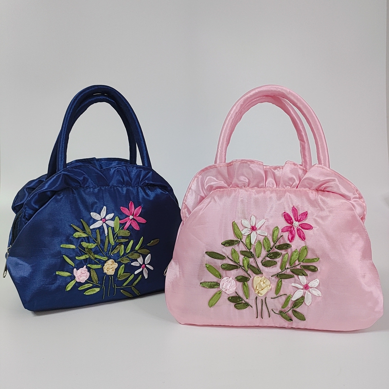 2025 New Zipper Women's Bag Handmade Ribbon Embroidered Bag Mom's Shopping Bag Ethnic Style Handbag Women's Cloth Bag