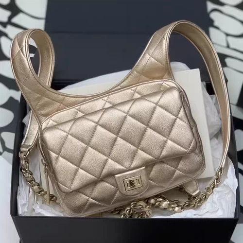 Серебряный рюкзак, сумка на одно плечо, модная вместительная и большая универсальная сумка через плечо, в стиле Шанель, городской стиль, изысканный стиль