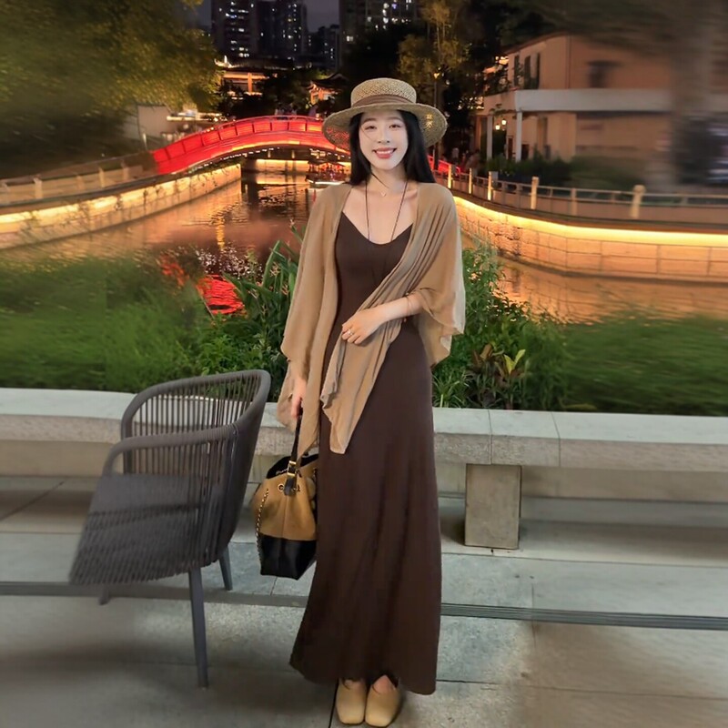 Purely Sexy Resort-Style Outfit for Women 2026 Early Autumn New Cardigan Top and Slimming Two-Piece Dress Set
