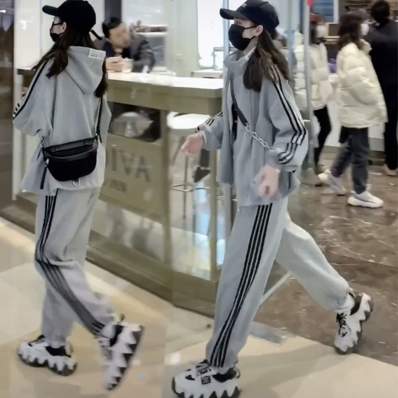 Loose Korean Style Student Sportswear Suit for Women in Autumn and Winter, Pure Cotton, Large Size, Fashionable, Slimming Look, Running and Leisure Two-Piece Set