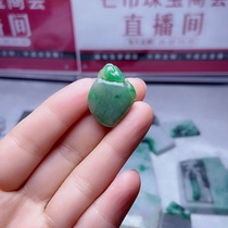 The emerald jewelery is a