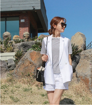 Hong Kong 2021 Korean Spring Summer New linen small suit vest shorts set women thin cotton linen casual horse clip women