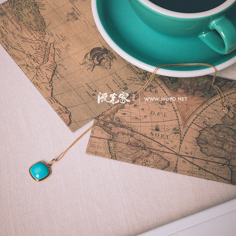 Streamer 18k gold inlaid square pine stone pendant (large number) natural American sleeping beauty pine stone