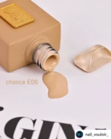 E06