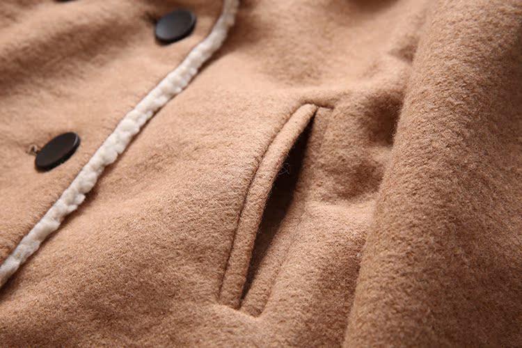 Mùa thu mới đầu máy quạt trắng áo lông cừu của phụ nữ áo choàng lông ngắn 20012542 áo khoác burberry nữ