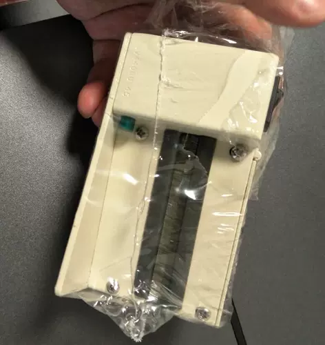 Профессиональная пленка DE -Gray Electromagnetic Adsortion к серо -серо -серо -сельскохозяйственной международной электроснабжении Kinetronics SV4400U