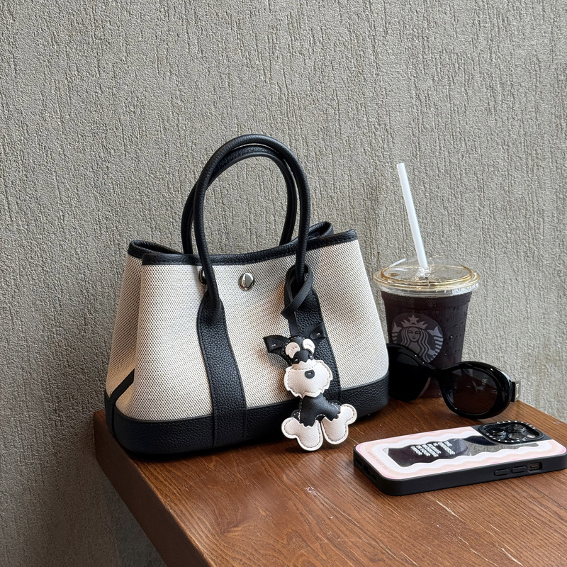 Canvas Bag for Women 2026 New Large-Capacity Tote Bag Genuine Leather Casual Garden Bag Black Shoulder Crossbody Handbag