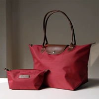 Красная большая косметичка