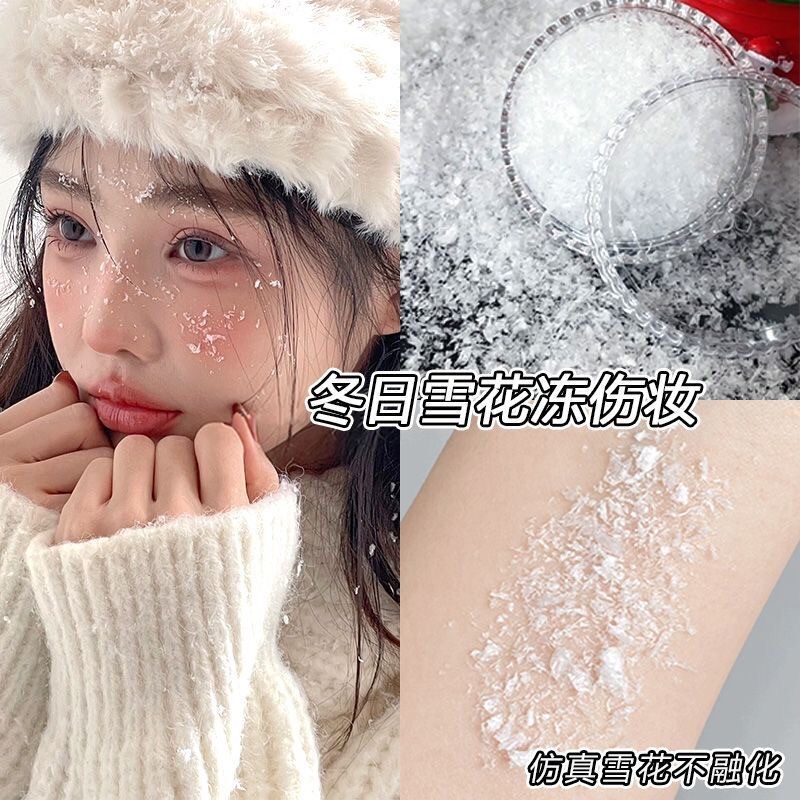 Christmas Snowflake Face Stickers, Diamond Stickers, Simulated Snowflakes, Winter Frostbite Makeup, Real and Fake Snowflakes, Ice and Snow Creative Makeup Accessories