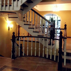 Лестница 独步楼梯原木系列bk-2号柱橡胶木款