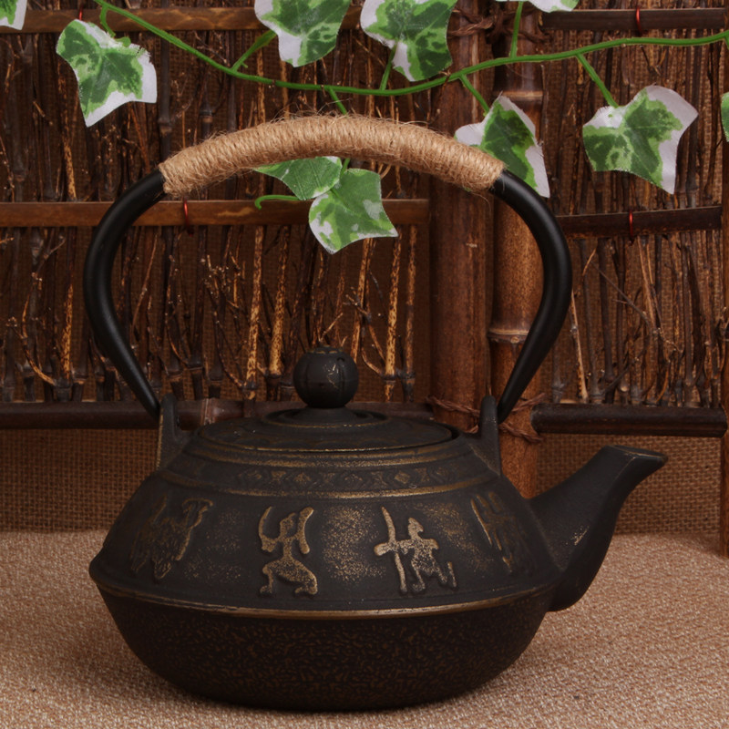 The old iron pot in the southern part of the Japanese iron pot, the national policy, boiled water, boiled tea, tea maker, household Japanese-style beam-lifting tea set 900ml