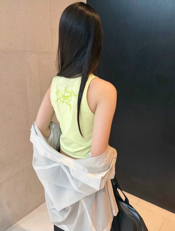 Arcteryx Soria Tank Quick-Drying Breathable Round-Neck Sports Sleeveless Vest for Women Genuine