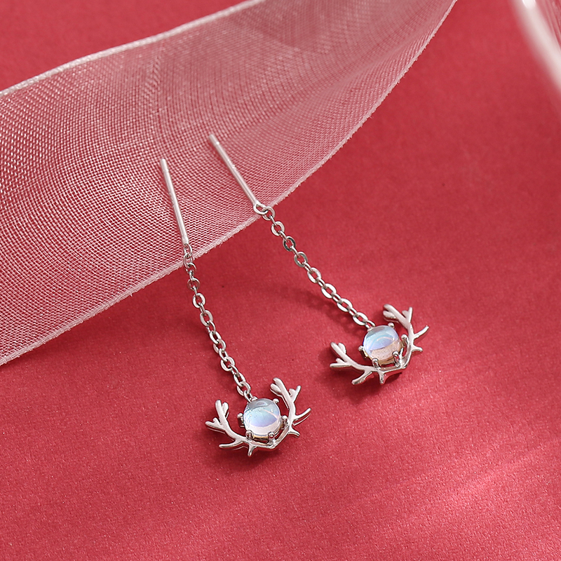 Ear chain Women s925 pure silver 2021 New wave earrings delicate and small ear necklace temperament design sensual suewear