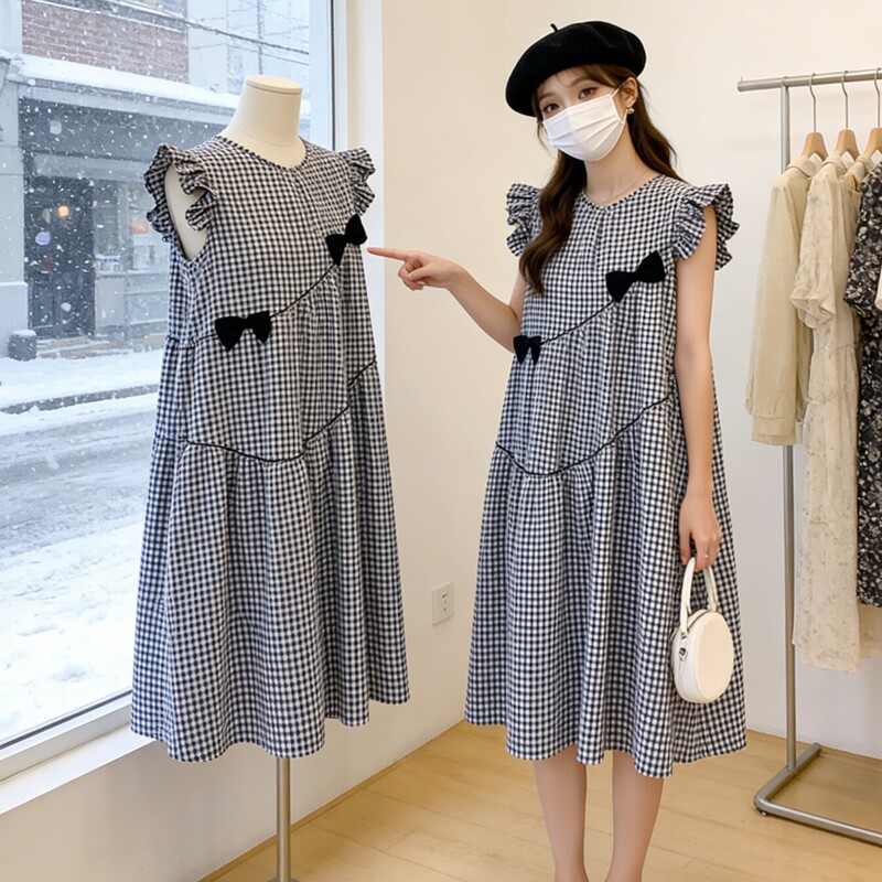 Korean Style Maternity Wear 2026 New Summer Plus-Size Black and White Plaid Dress That Reduces Age Appearance and Conceals the Pregnancy Belly