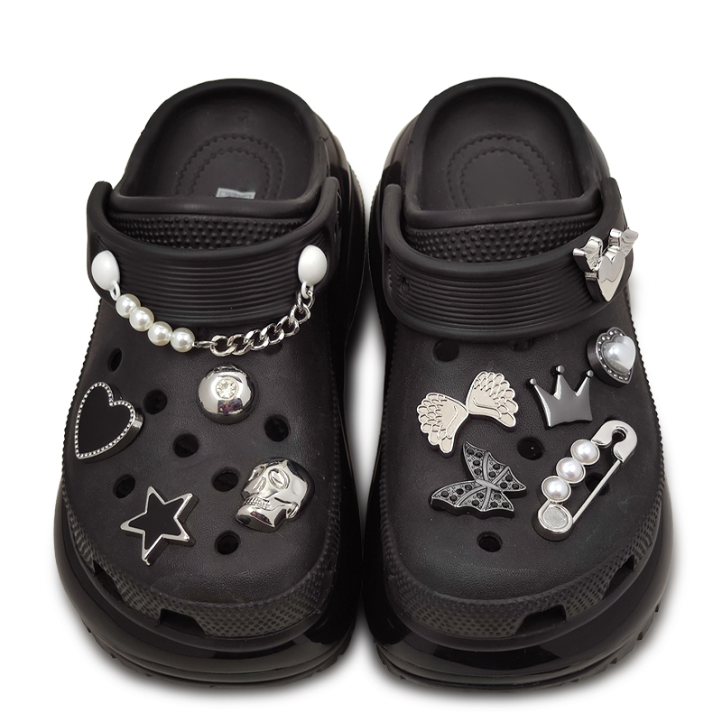 New Crocs Clog Shoe Charms DIY Shoe Buckle Accessories Crocs Silver Black Butterfly Metal Decorative Buckle