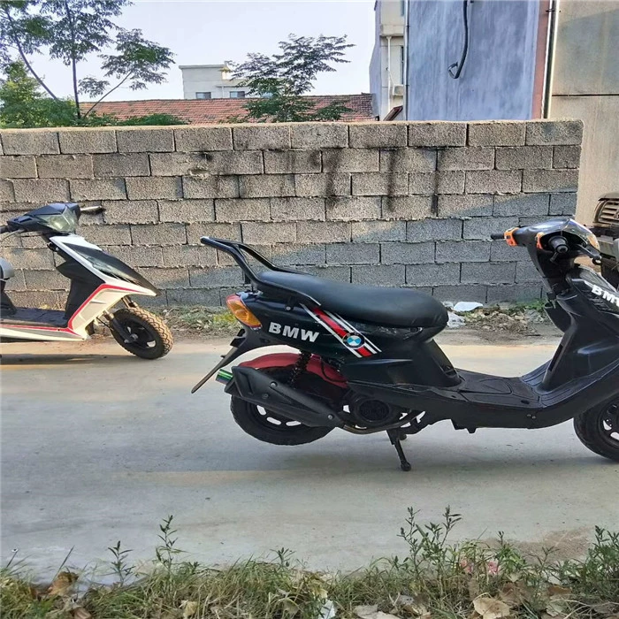 Được sử dụng đích thực Yamaha Fuxi Qiaoge bốn đột quỵ gốc 100c đạp đất nước hai nước ba xe máy hoàn chỉnh