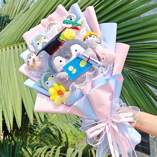 Мультяшная плюшевая кукла, букет