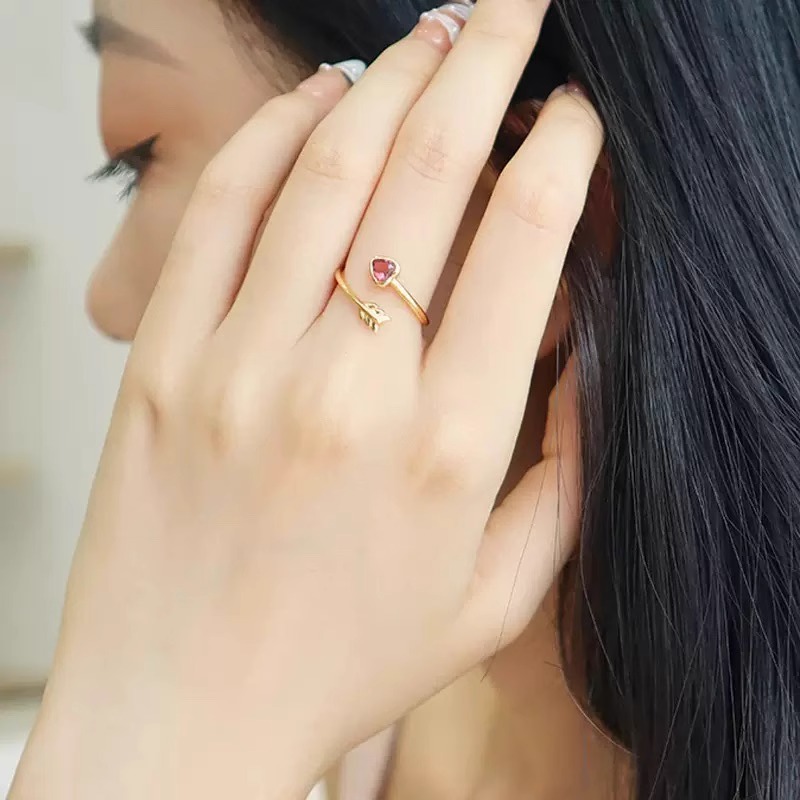 探寻粉碧玺的迷人世界：价格背后的品质密码