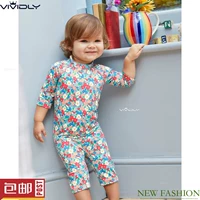 Spot MiniBoden cho bé quần áo chống nắng dài tay đi biển 18 mùa xuân và mùa hè bé gái cổ cao áo tắm hoa một mảnh đồ bơi cho bé trai 5 tuổi