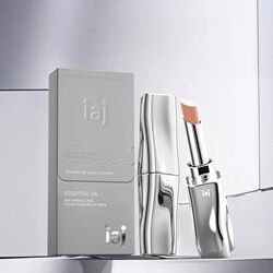 iaj精油淡纹变色唇膏2支