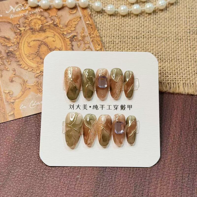 Liu Damei【Earthly Gem】Hand-Painted Exquisite Green and Brown Stone Pattern with Gold Foil Lines to Enhance Complexion and Enhance the Beauty of the Nails