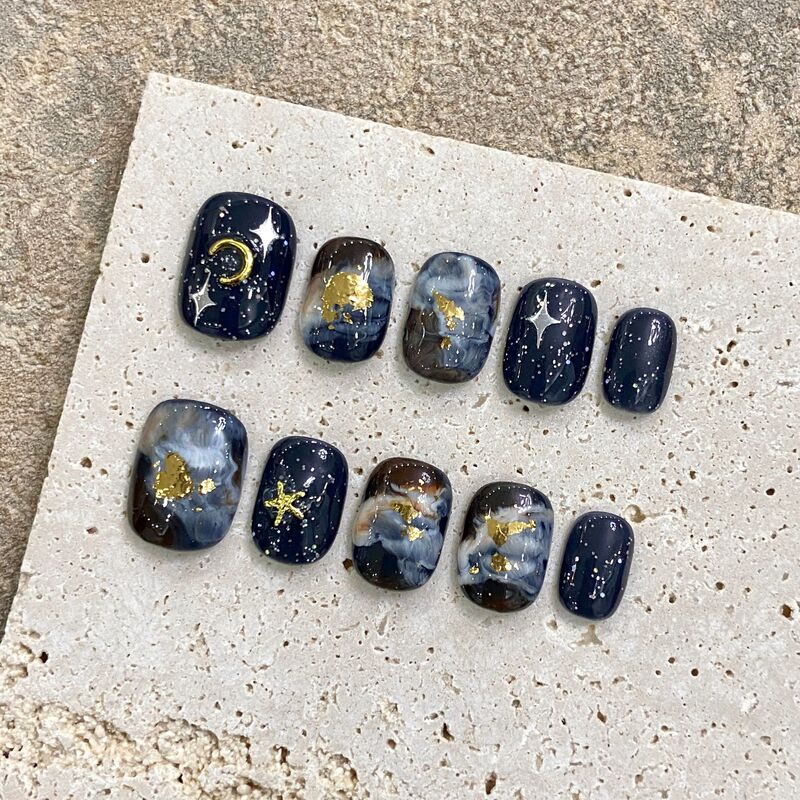 Hand-Painted Starry Sky Art, Childlike Graffiti Nail Stickers, 2024 Short Style, Brightening, Niche, High-End, Sweet and Cool Wearable Nail Pieces