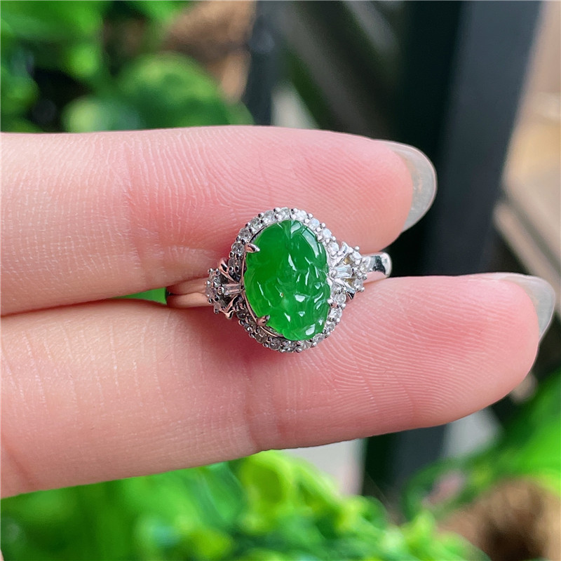 New product in September Hongyu Jadeite 18k gold inlaid ice waxy full color full green lucky Pixiu ring G50915