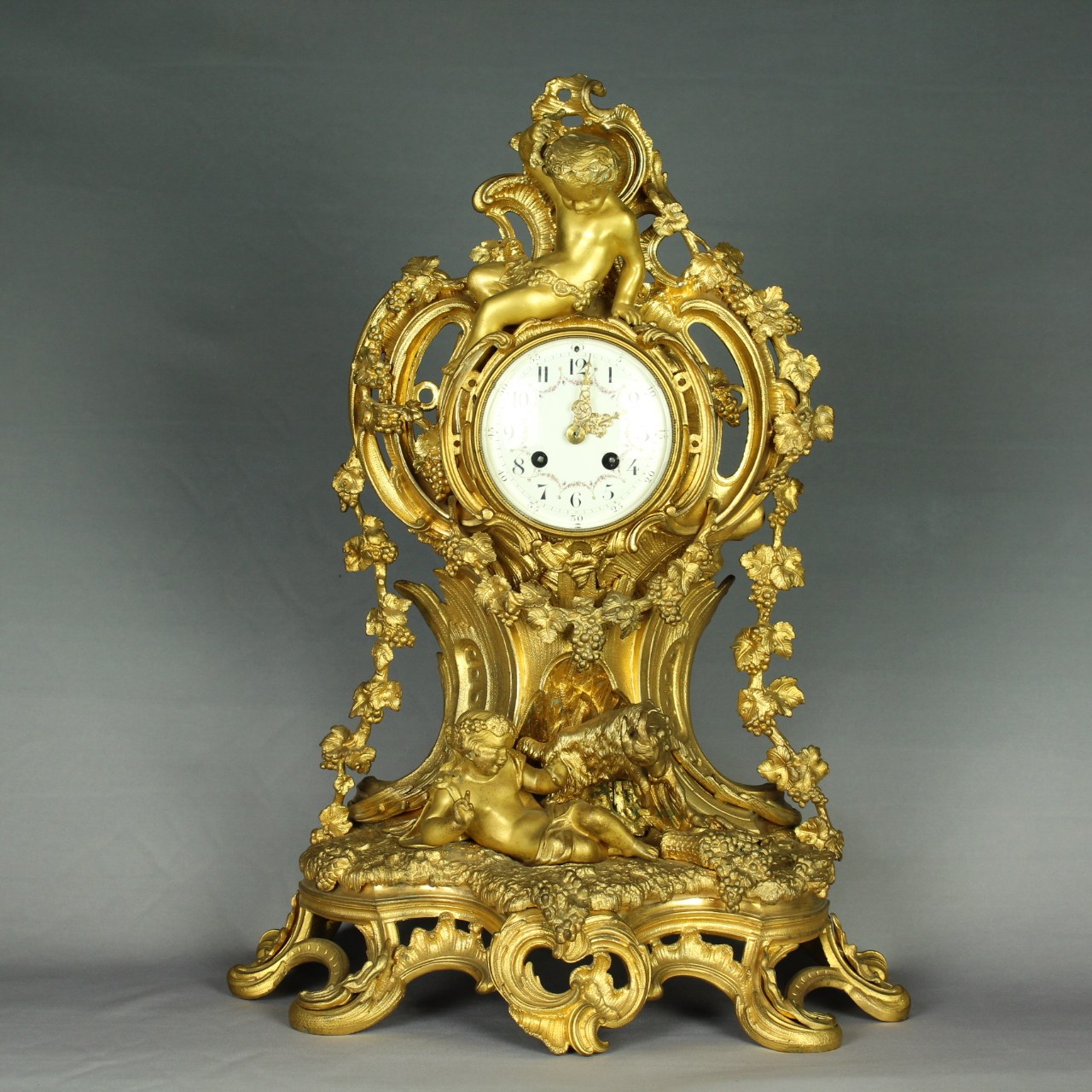 Real Lions Castle Western Antique 19 Century France Bronze Cillion Golden Machinery Seat Clocks Antique Watches European Antiques