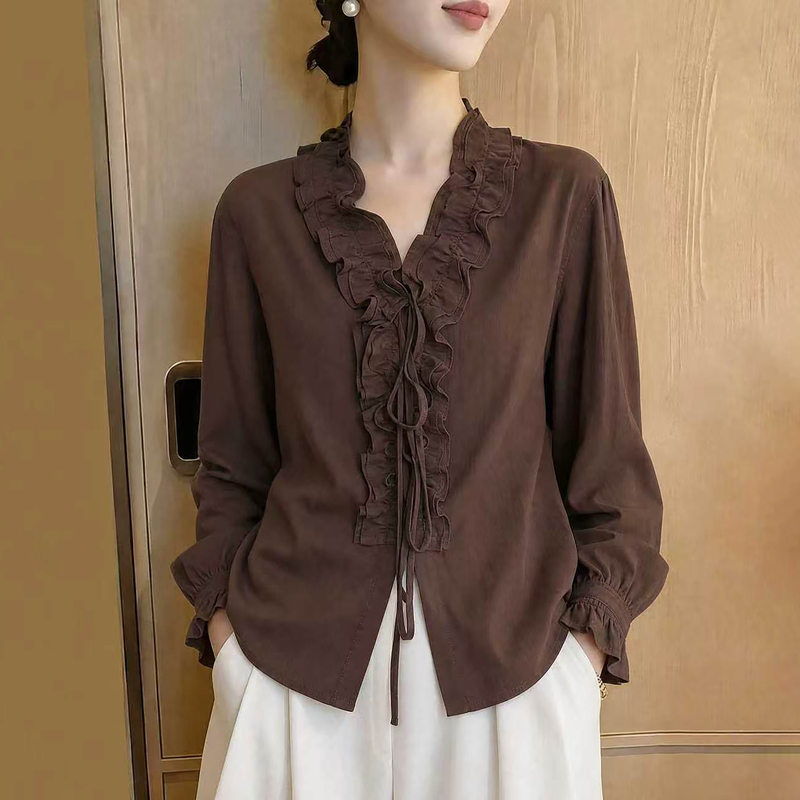 Retro Coffee-Colored V-Neck Shirt for Women with Long Sleeves 2026 Early Autumn New Design Fashionable Age-Reducing Lace-Up Top