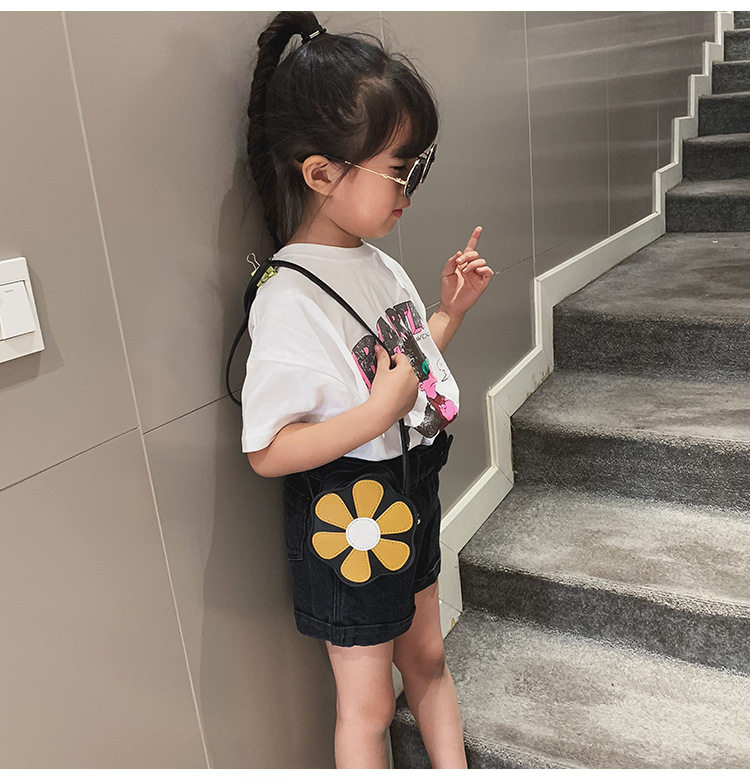 Сумка 女童包包儿童斜挎包2023新款可爱公主小挎包小女孩包包花朵时尚包 Warm cloth