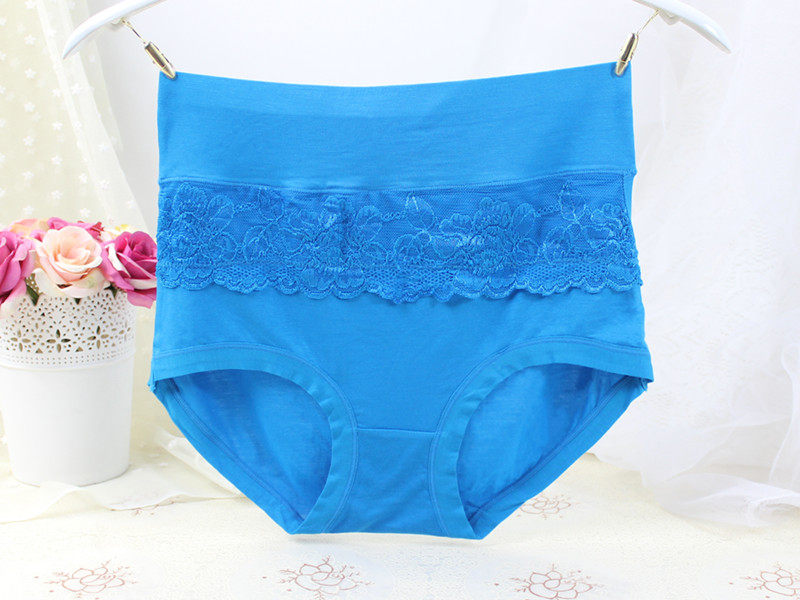 Slip Moyen-âge - Ref 645664 Image 17