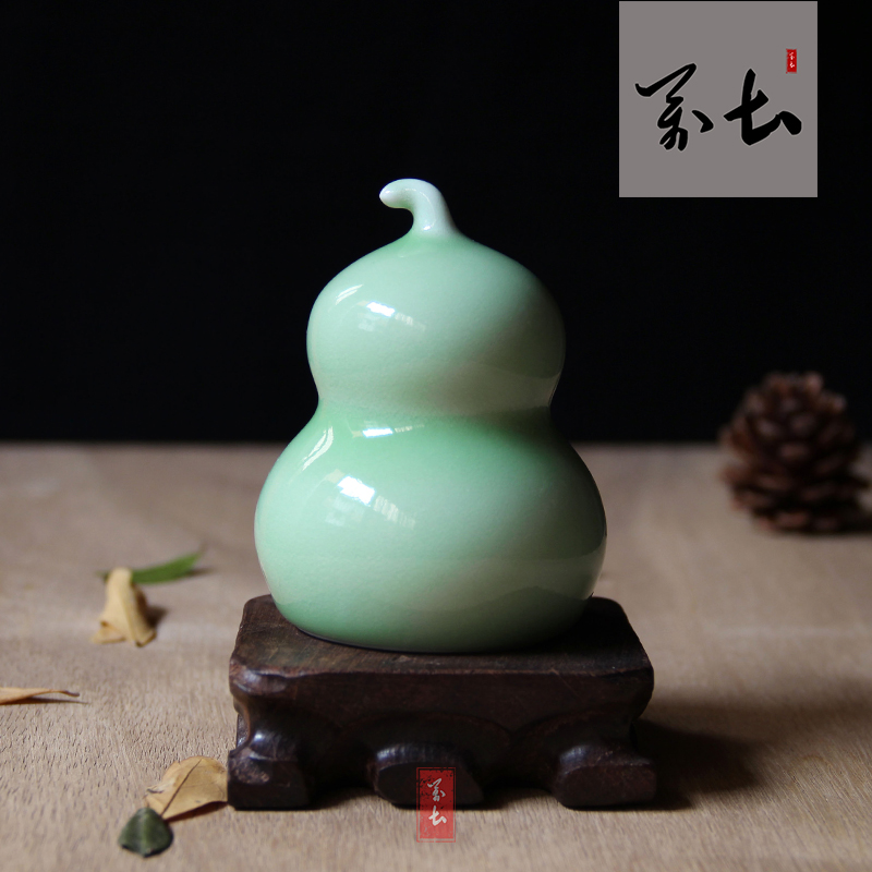 Ceramic toothpick box Chinese creative fashion high-grade household toothpick tube Celadon evil lucky Feng Shui gourd ornaments