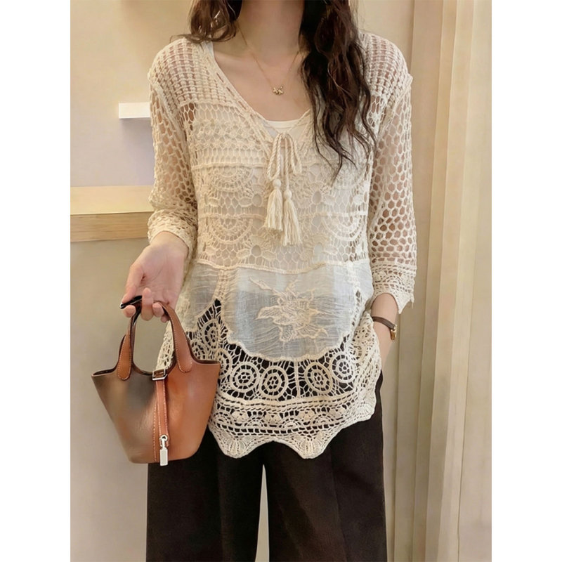 Bohemian Style Lace Crochet Hollow-Out Knit Top for Women, Summer 2026, Plus Size, Slightly Plus-Size Women's Outerwear Blouse