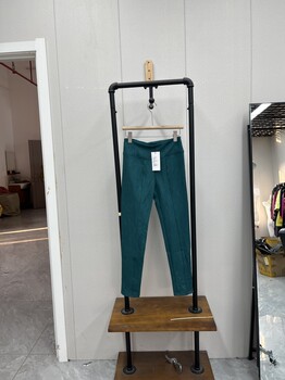 New style leggings, high-waisted, deerskin velvet for small feet, advanced casual, micro-elastic, slim fit New style leggings, high-waisted, deerskin velvet for small feet, advanced casual, micro-elastic, slim fit