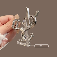 Серебряная заколка-крабик