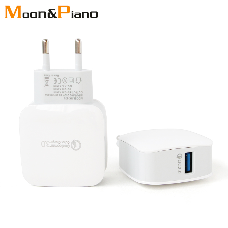 Travel abroad European regulation conversion plug QC3 0 flash charge fast charge USB mobile phone charger Switzerland Germany France Thailand